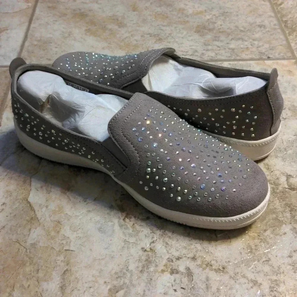 Skechers Madison Avenue Rhinestone Slip - Picture 4 of 9